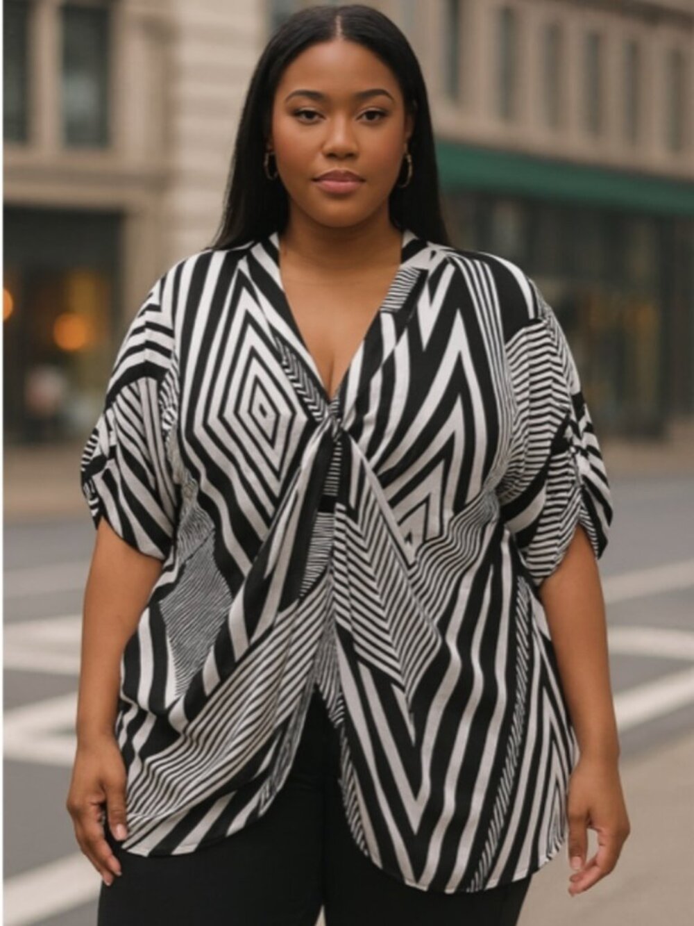Worthington Geometric Print B&W Short Sleeve V-Neck Blouse Size 3XL